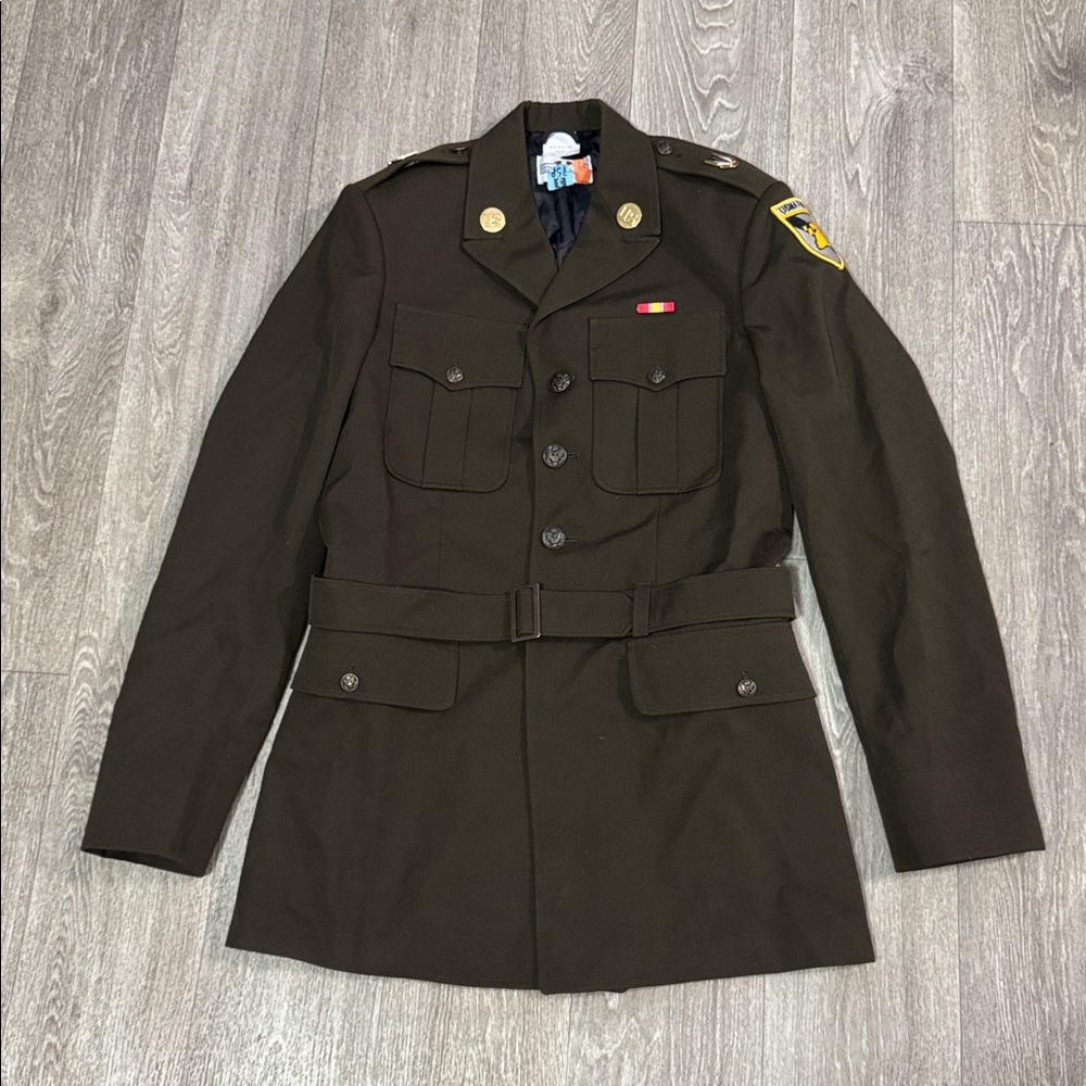U.S. Army pinks and greens dress coat men’s sz 40L